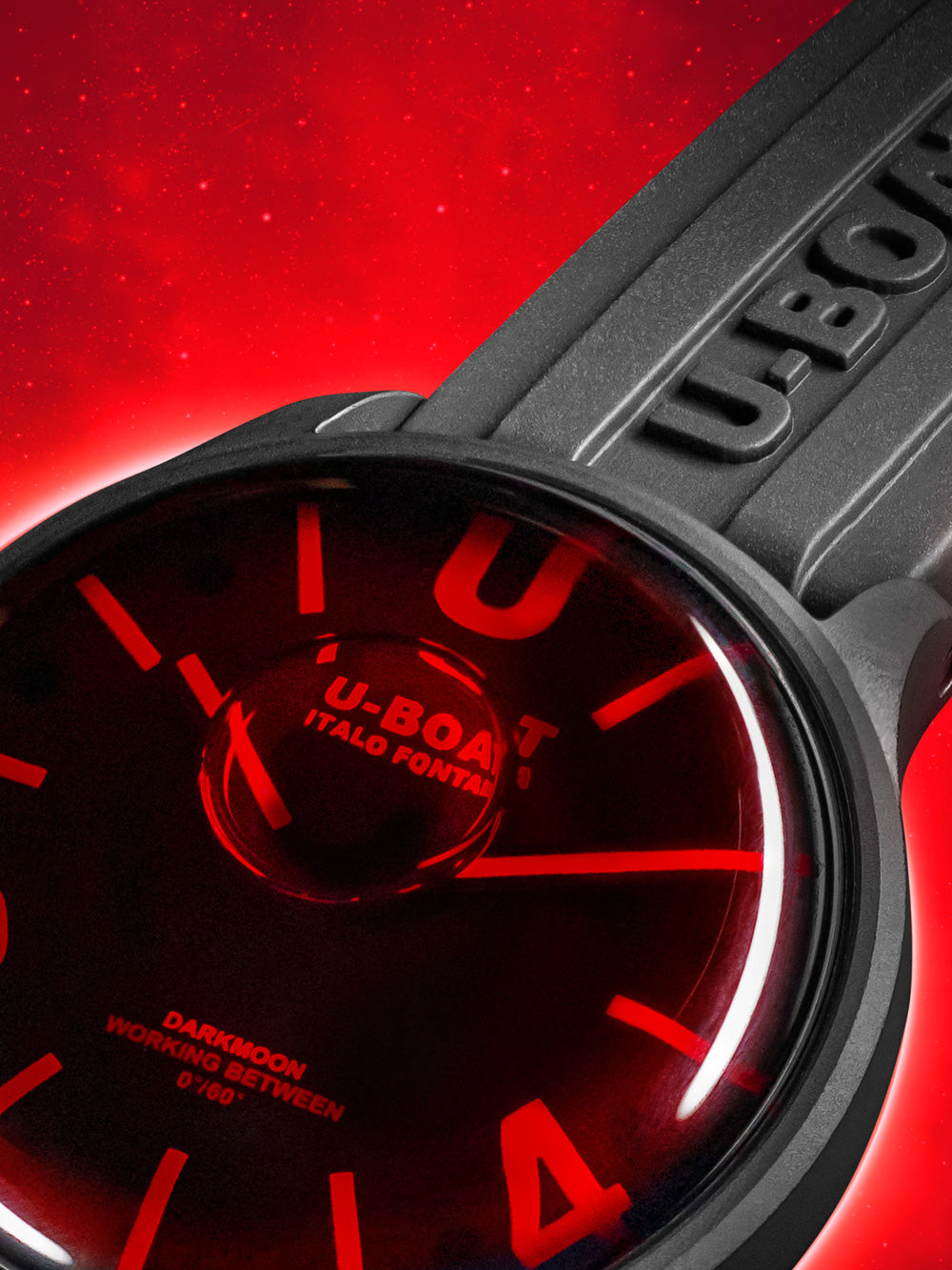 U-Boat 9306 Darkmoon Röd Glass PVD 40mm