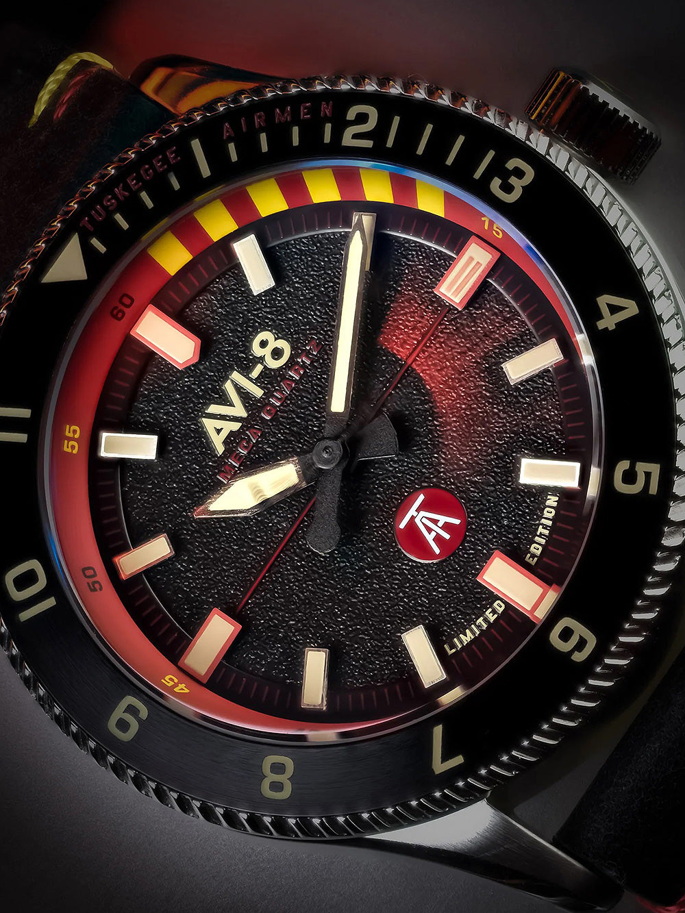 AVI-8 AV-4103-01 Tuskegee Air Limited Edition 40mm