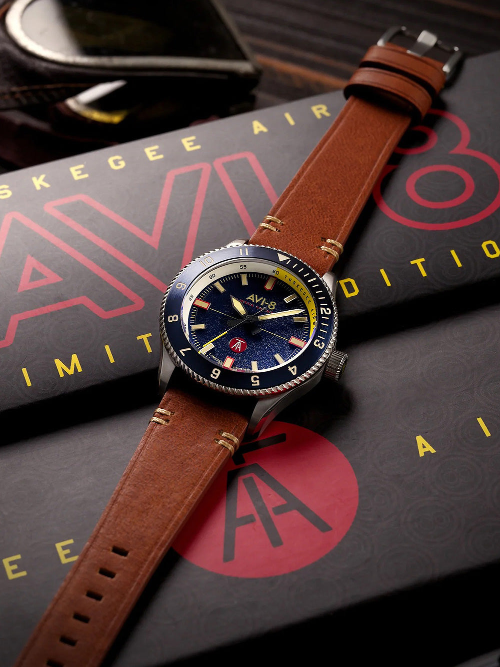 AVI-8 AV-4103-02 Tuskegee Air Limited Edition 40mm