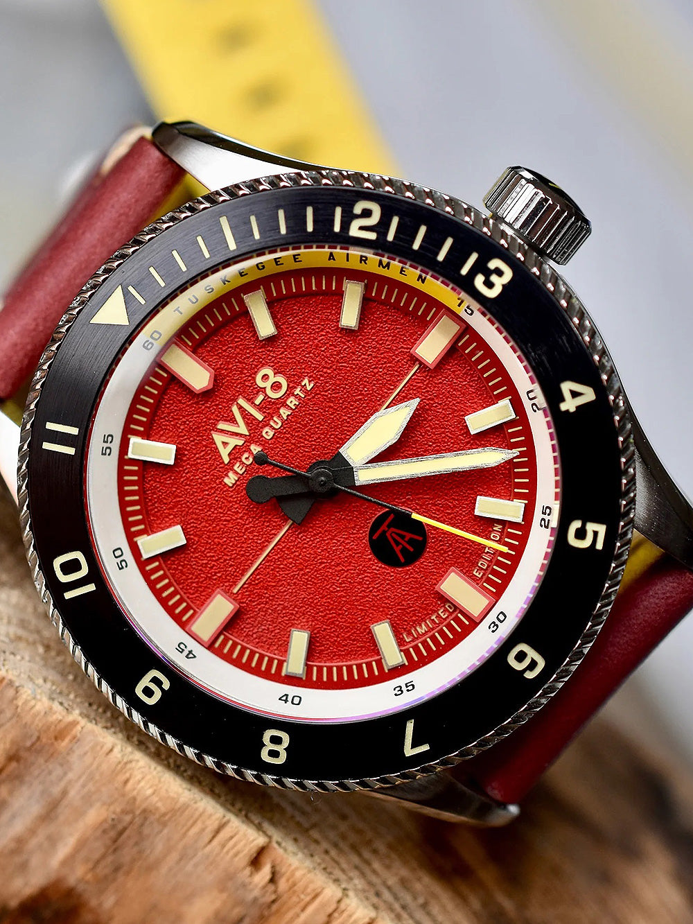 AVI-8 AV-4103-04 Tuskegee Air Limited Edition 40mm