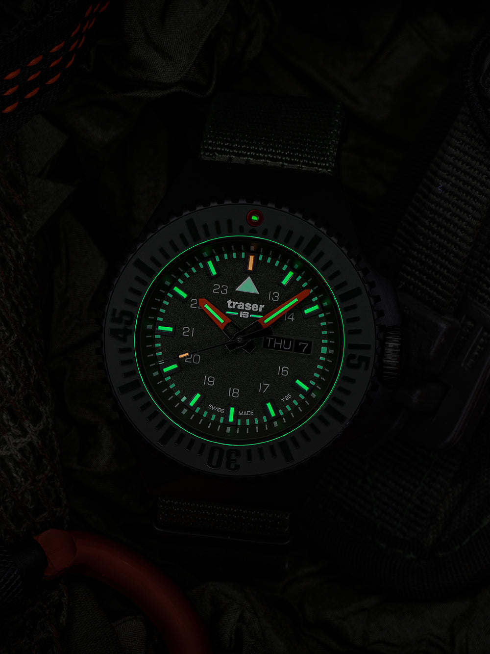 Traser H3 109858 P69 Svart-Stealth Grön 46mm