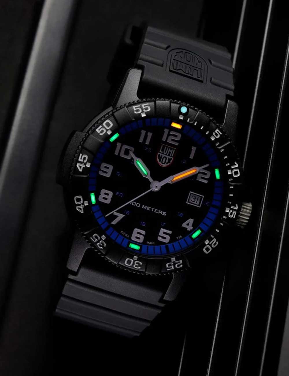 Luminox XS324 Läderback Sea Turtle Giant 44mm 100M