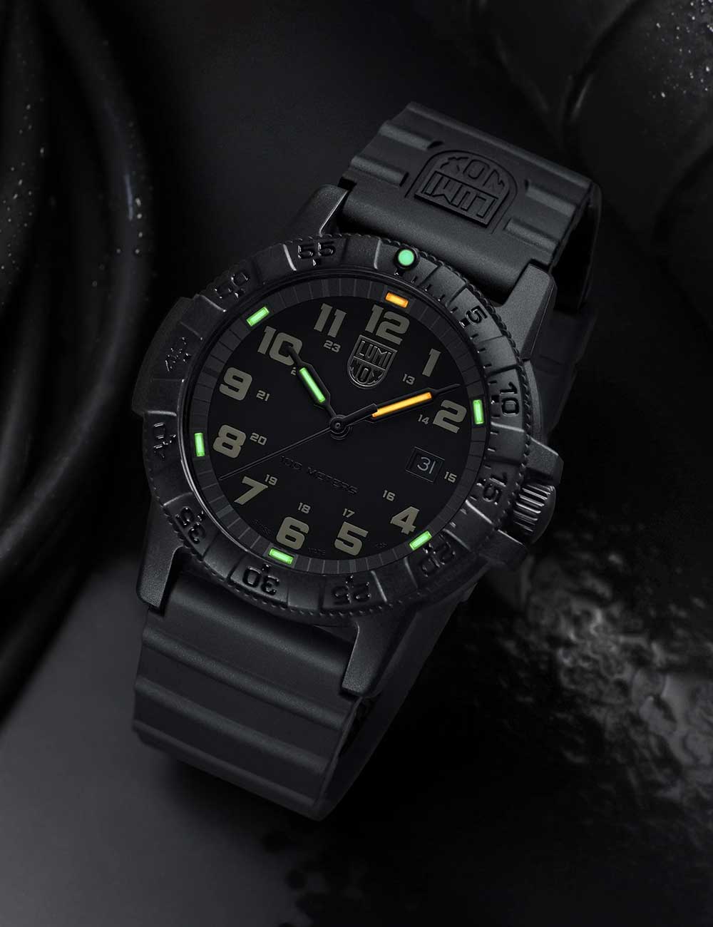 Luminox XS.0330 44mm